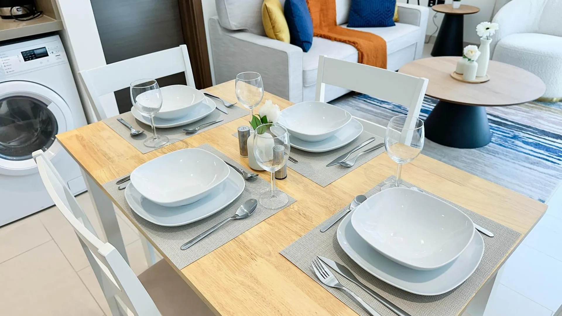 Modern 2 Bed With Stunning Views Apartment Dubai