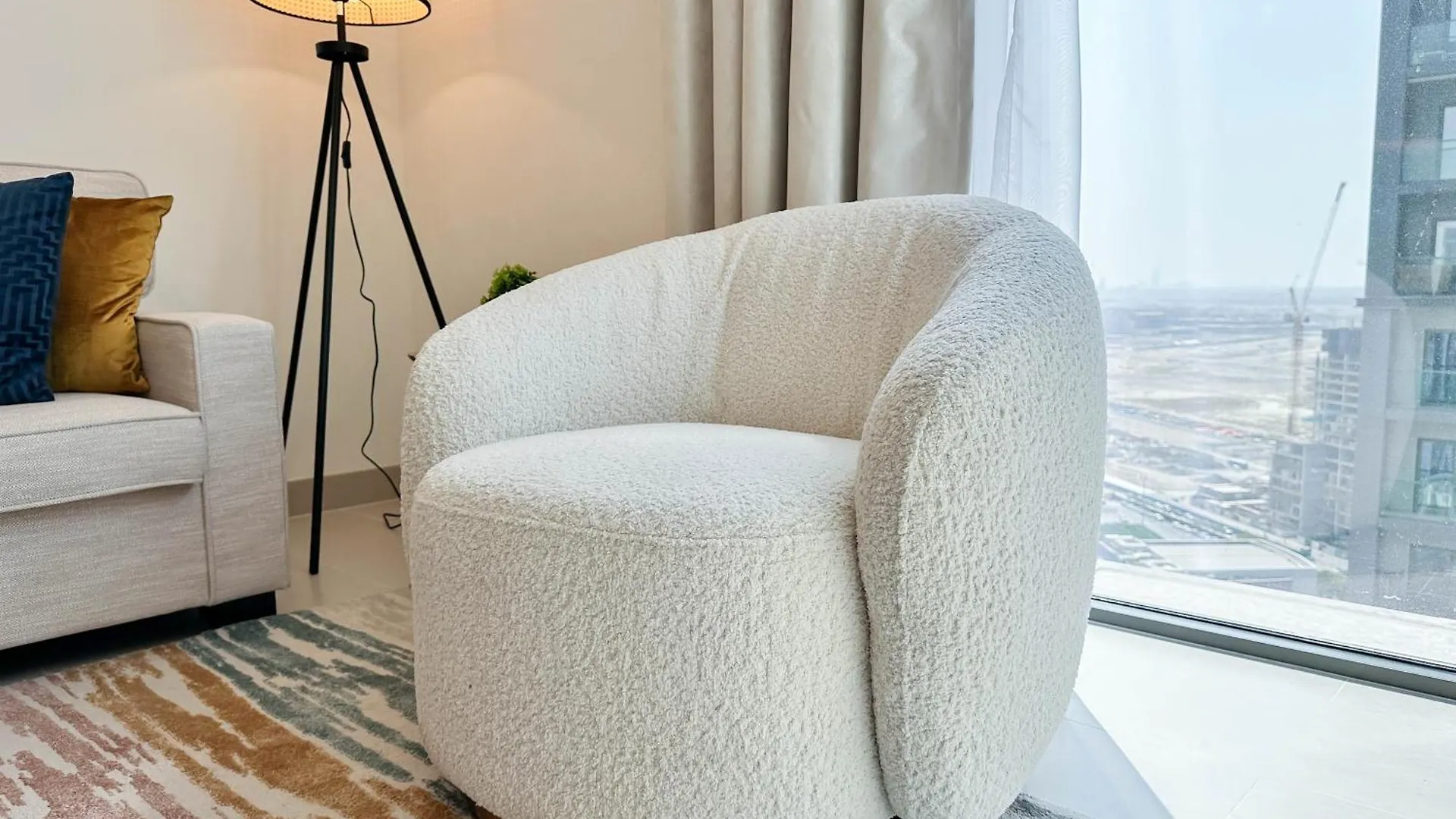 Modern 2 Bed With Stunning Views Apartamento Dubai