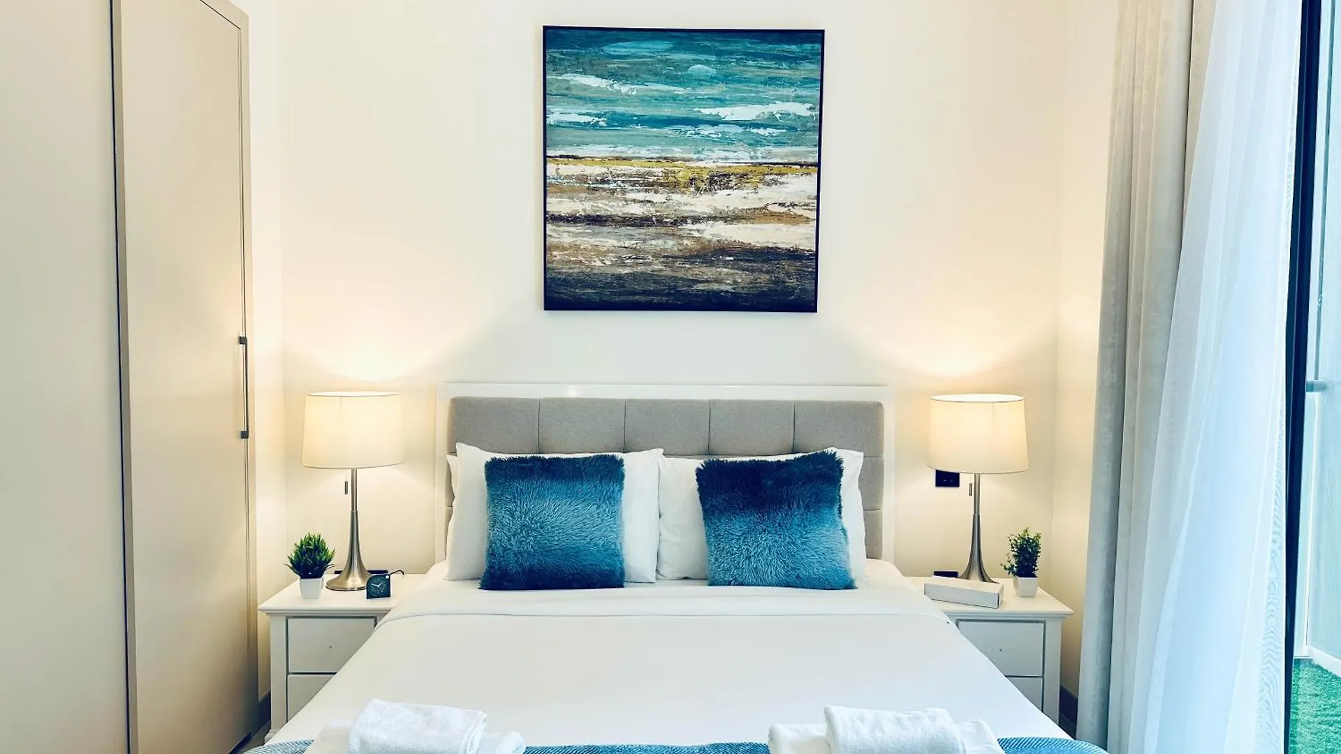 Modern 2 Bed With Stunning Views Apartamento Dubai